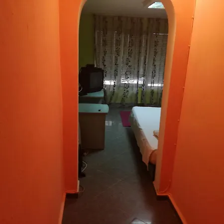 Aksakov Apartment Warna